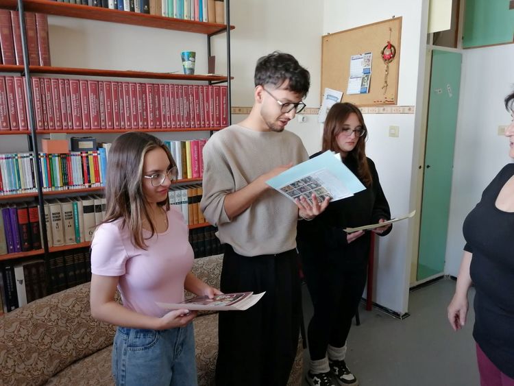 Költészet napi versíró pályázat